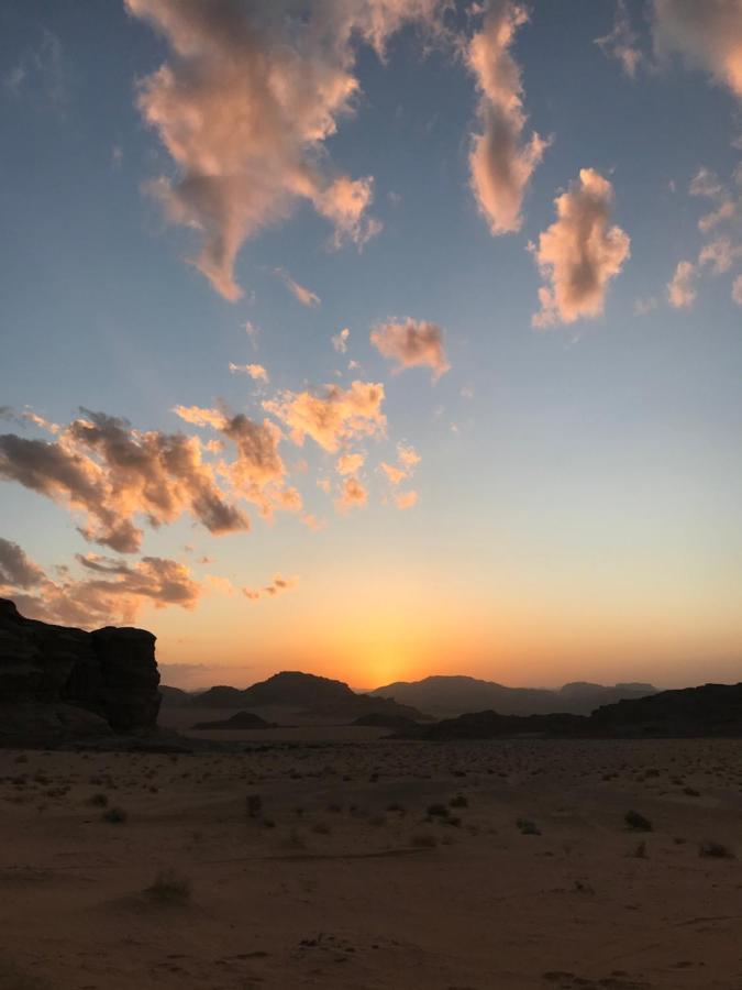 Wadirum Momoo วาดิรัม ภายนอก รูปภาพ